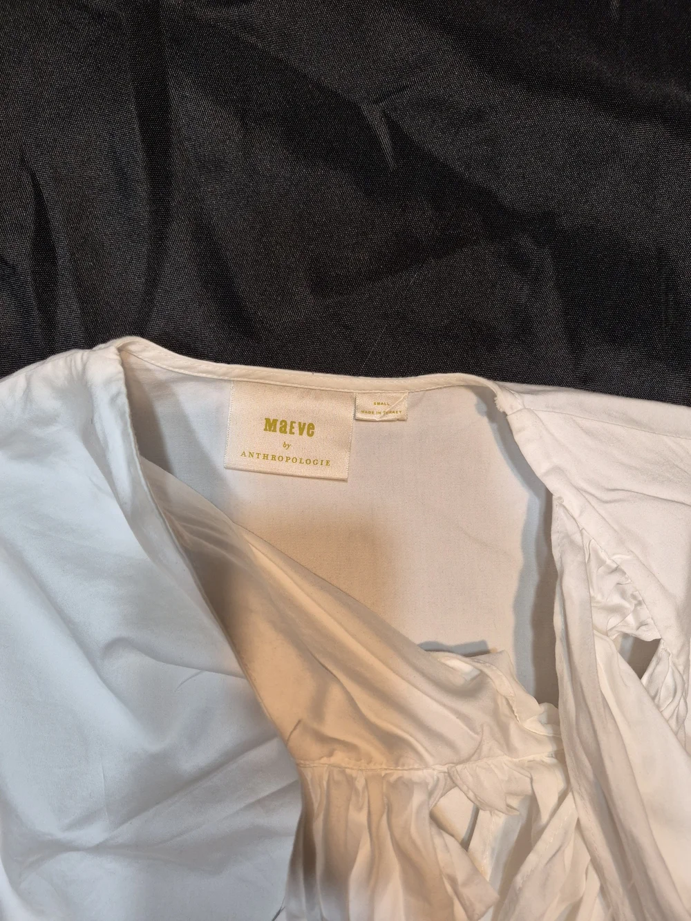Anthropologie White Bow-Tie Puff Sleeve Blouse Size Small